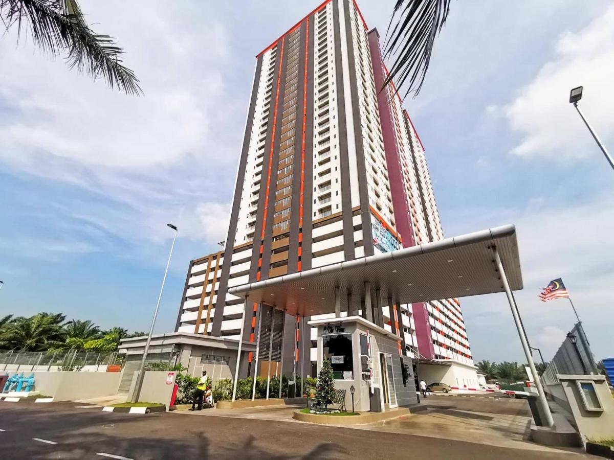 Appartamento “彬彬”星空瞭望台 Kampong Lumut Kiri Esterno foto