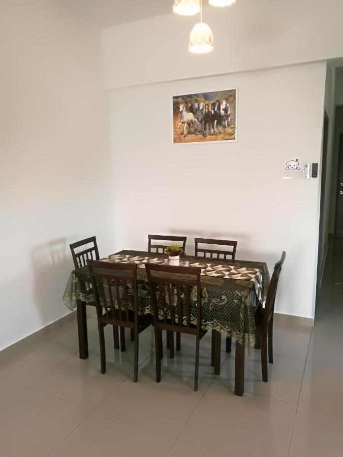 Appartamento “彬彬”星空瞭望台 Kampong Lumut Kiri Esterno foto